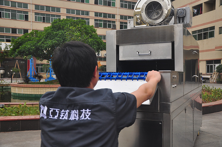 亞鈦自動化科技員工形象